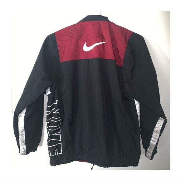 Vintage Nike Windbreaker - Picture 2 of 3